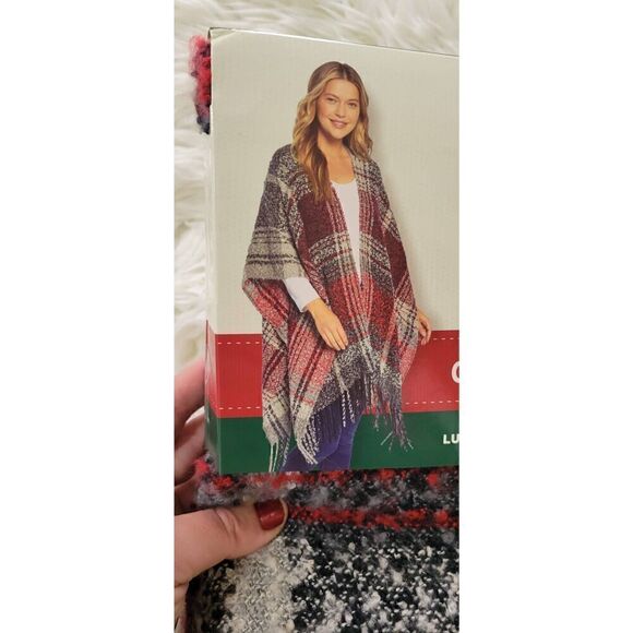 Woolrich Cozy Blanket Wrap OSFM Plaid Luxe Softness New - Picture 5 of 10